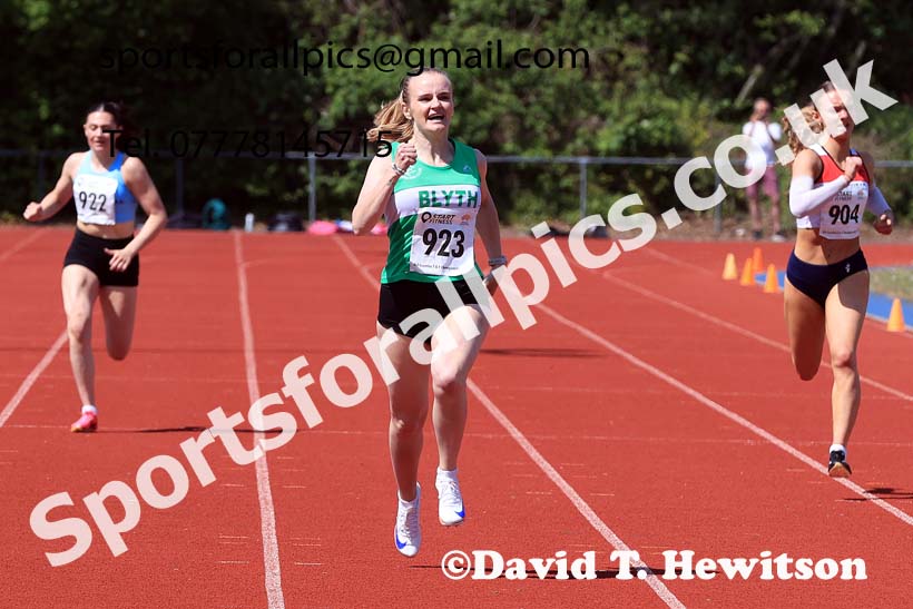 Senior womens 400 metres, 2025 North Eastern Track and Field Champs., Shildon, County Durham. Photo: David T. Hewitson/Sports for All Pics